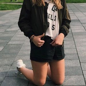 Black Lululemon shorts